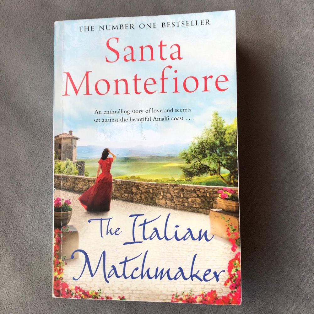 The Italian Matchmaker ~ Santa Montefiore ~ Paperback